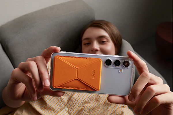 MOFT Adhesive | Phone Stand & Wallet - Image 11