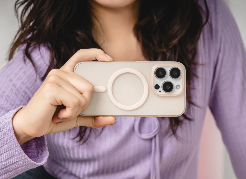 SwitchEasy 0.35 Ultra Slim MagSafe | Apple iPhone 16 Case - Image 3